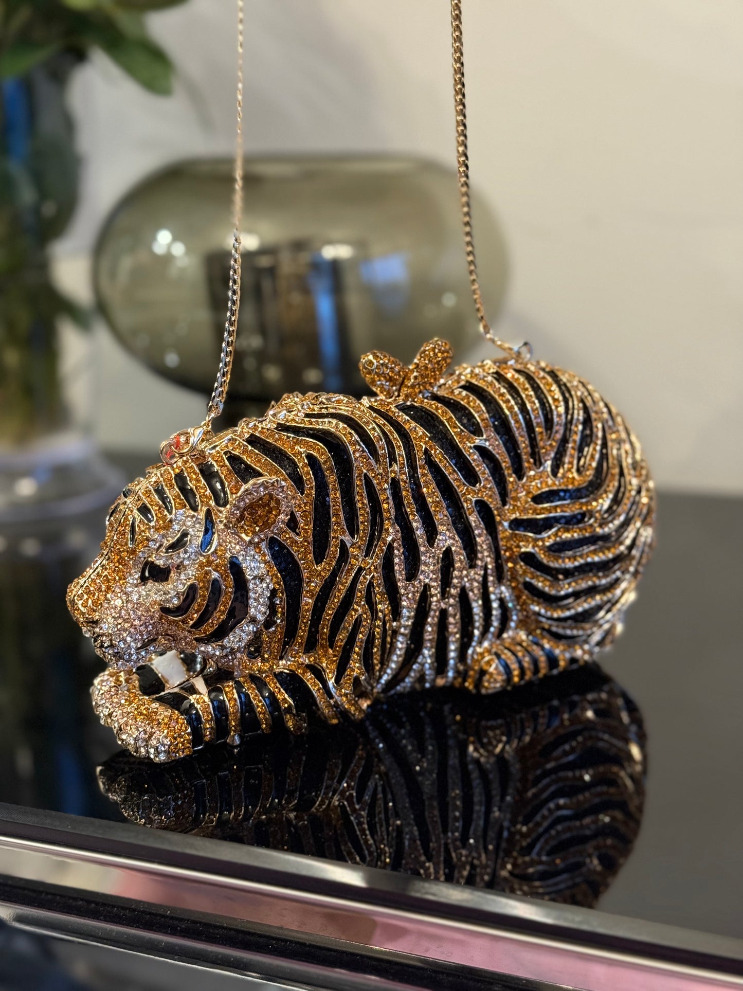 Tigress Clutch